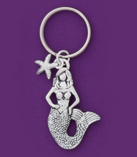 Load image into Gallery viewer, SEALIFE PEWTER KEYCHAIN