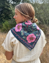 Load image into Gallery viewer, LIGHTWEIGHT ORGANIC COTTON SCARF
